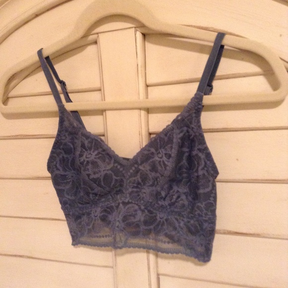 GIFTED!PINK BY VICTORIA SECRET - lace bralette top - Picture 5 of 7